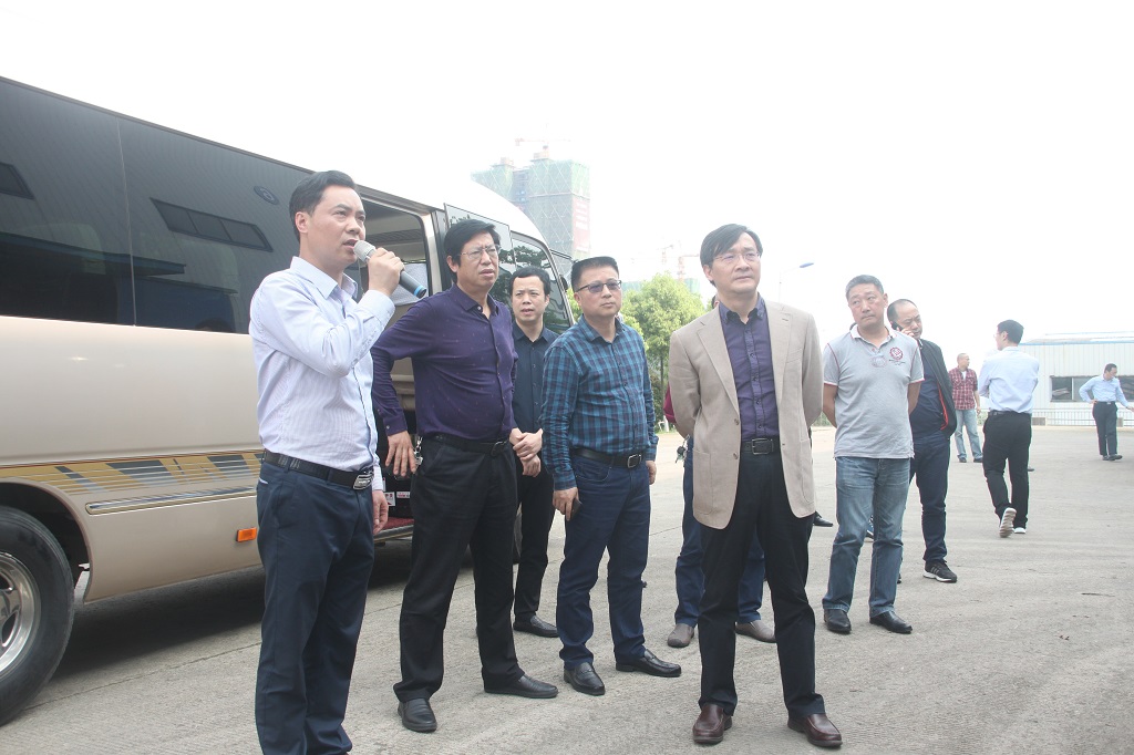 長沙湘一機械有限公司,長沙環衛設備制造,長沙環衛設備銷售,保潔項目 長沙湘一機械有限公司,長沙環衛設備制造,長沙環衛設備銷售,保潔項目